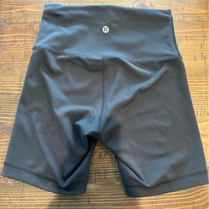 Lululemon Align 4in Shorts🖤 EUC